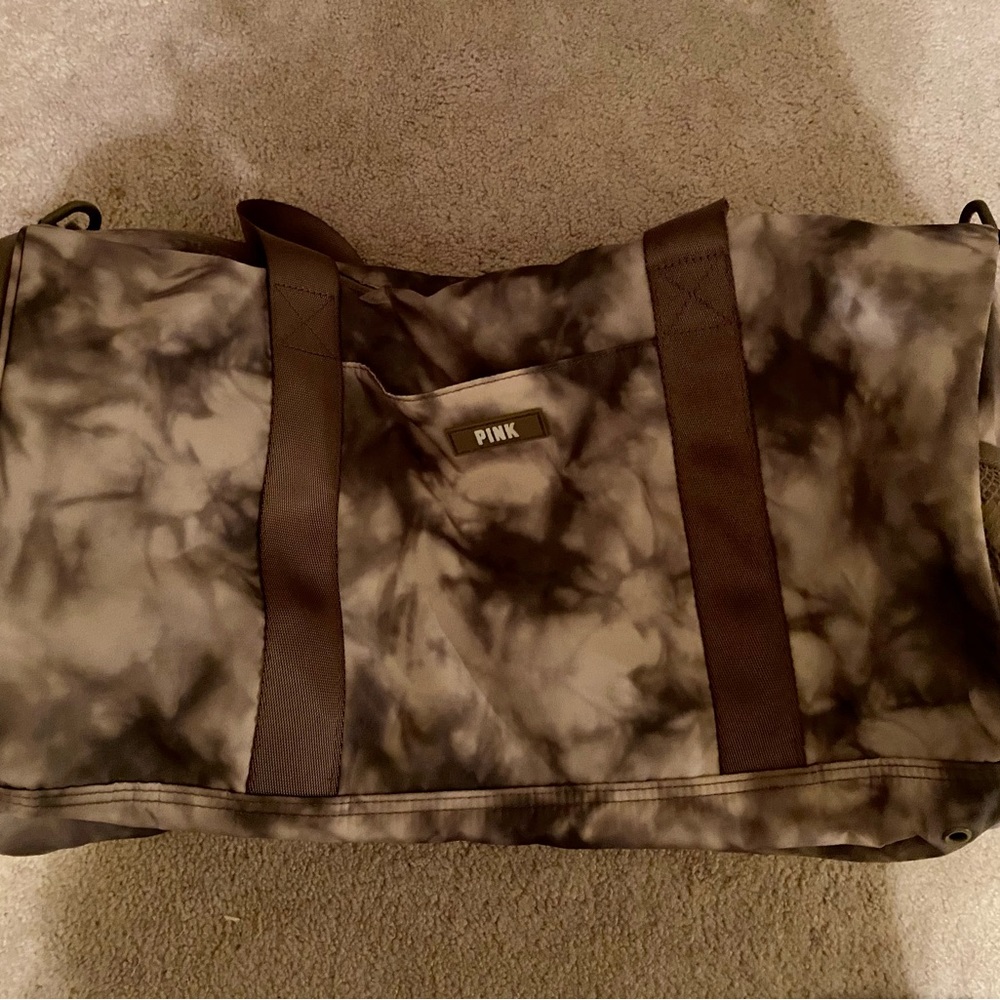 PINK duffel bag - Picture 2 of 2